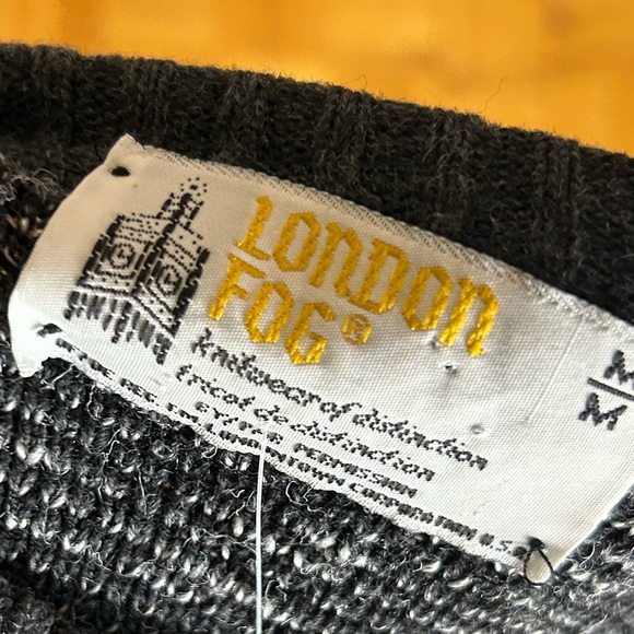 London Fog Vintage 1990's Grey Medium Knitted Sweater - Picture 3 of 5